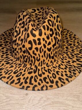 Leopard-Print Wide Brim Fedora Hat - Brown & Black